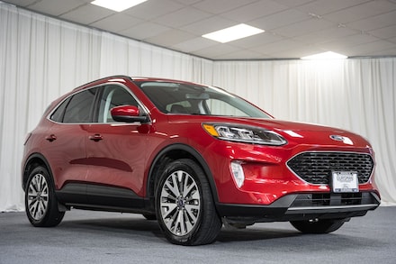 2022 Ford Escape Titanium SUV