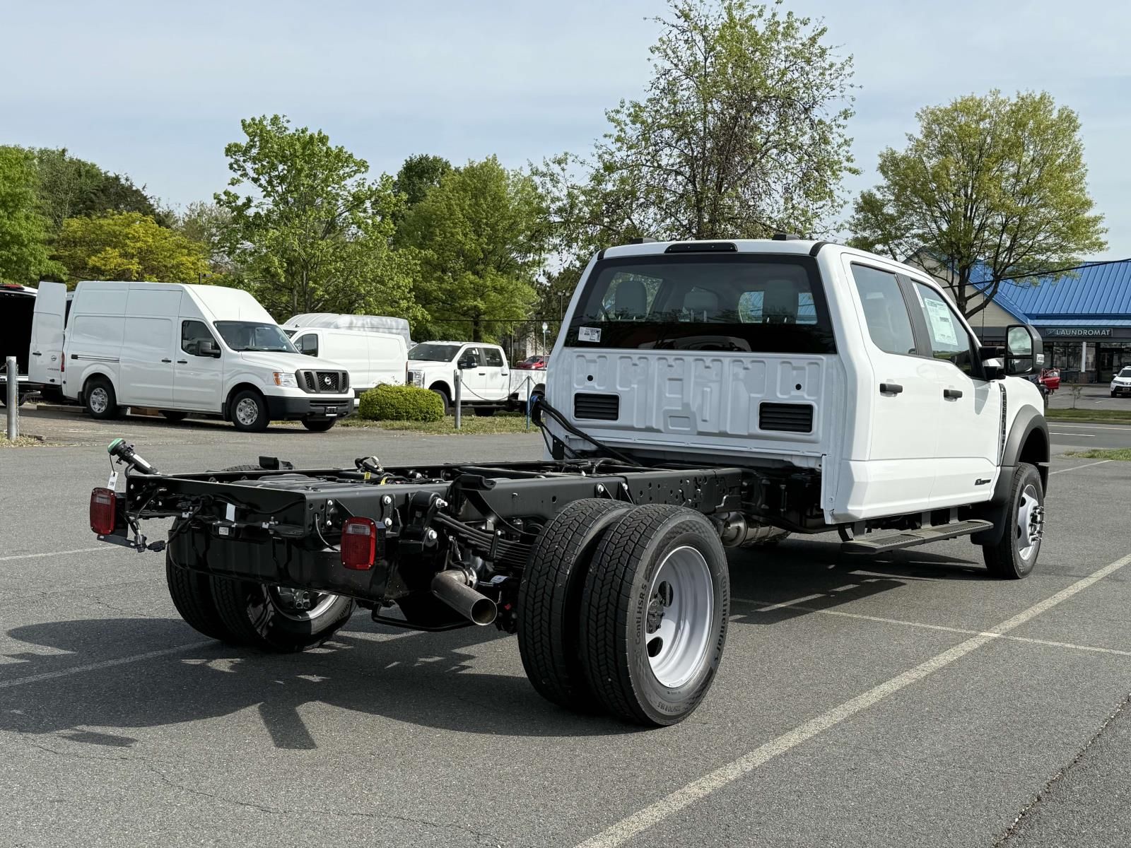 2025 Ford F-550 XL photo 2