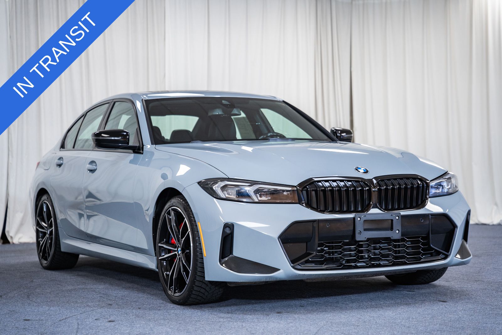 2023 BMW 3 Series 330i xDrive Sedan's photo