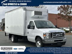 2025 Ford E-450 Cutaway Base Cab/Chassis