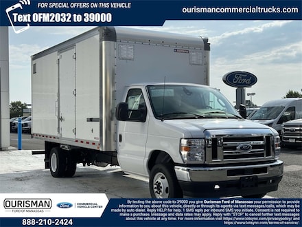 2024 Ford E-450 Cutaway Base Cab/Chassis