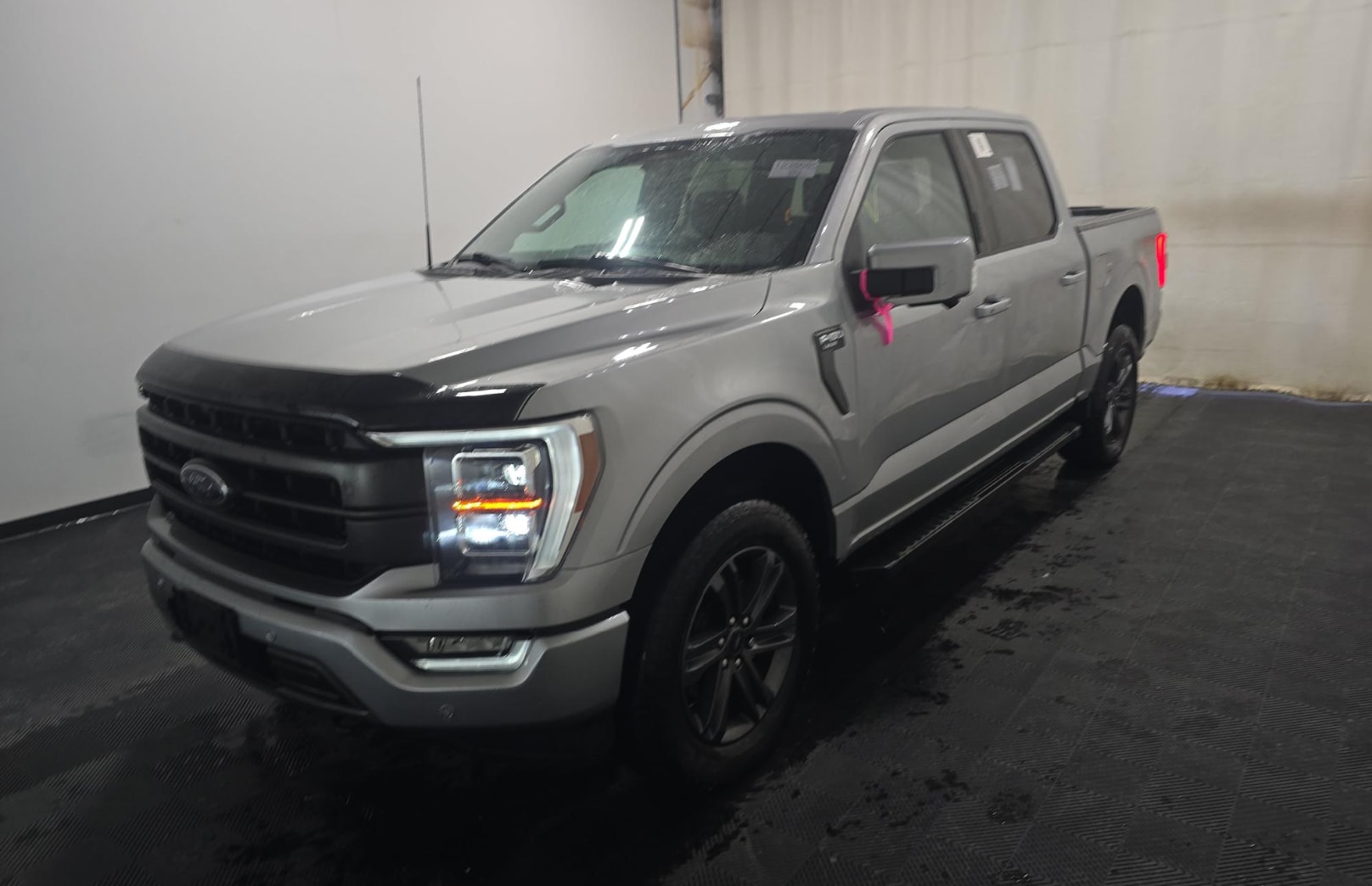 2023 Ford F-150 Lariat's photo