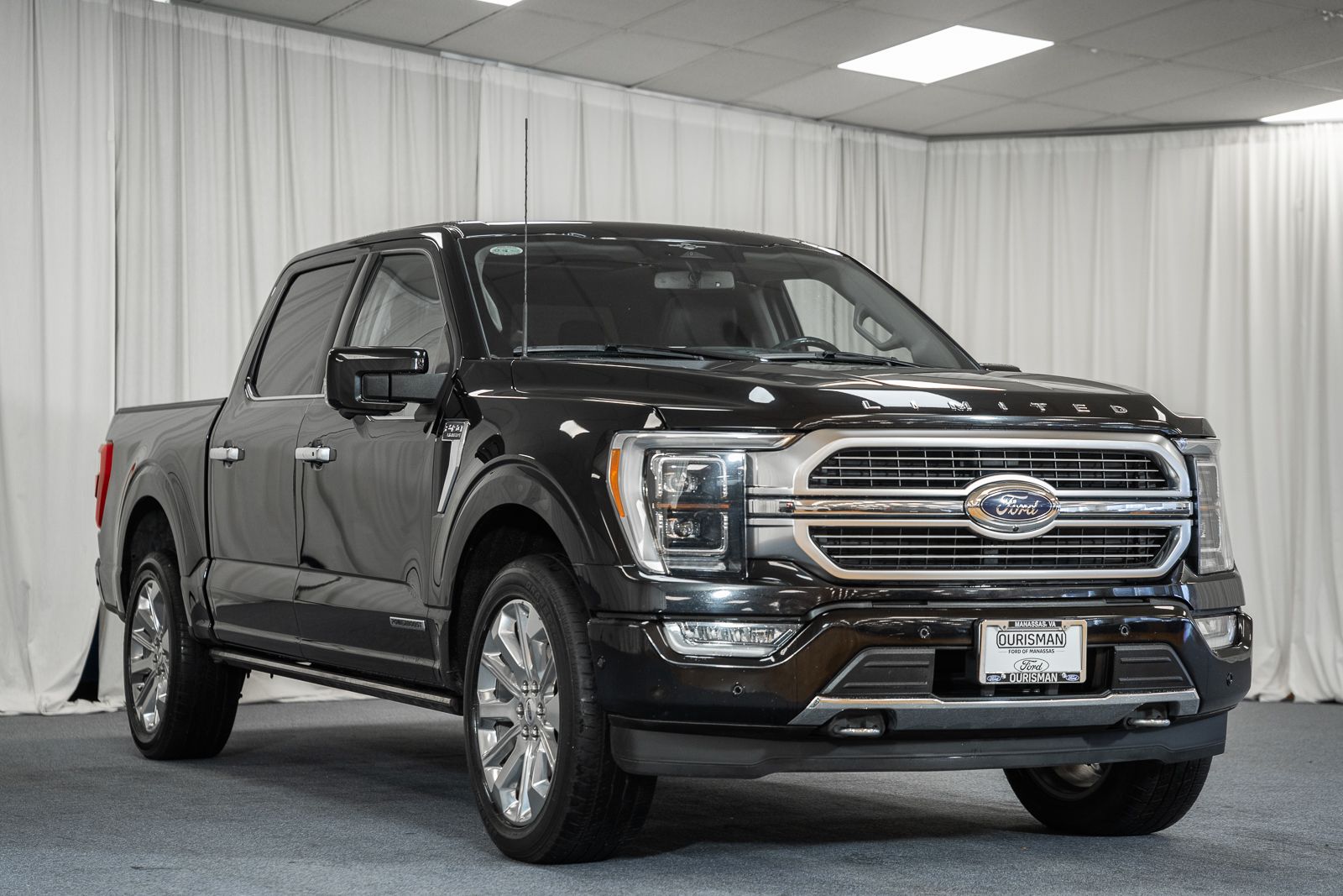 2023 Ford F-150 Limited's photo