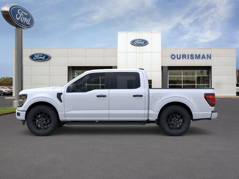 2025 Ford F-150 STX photo 4