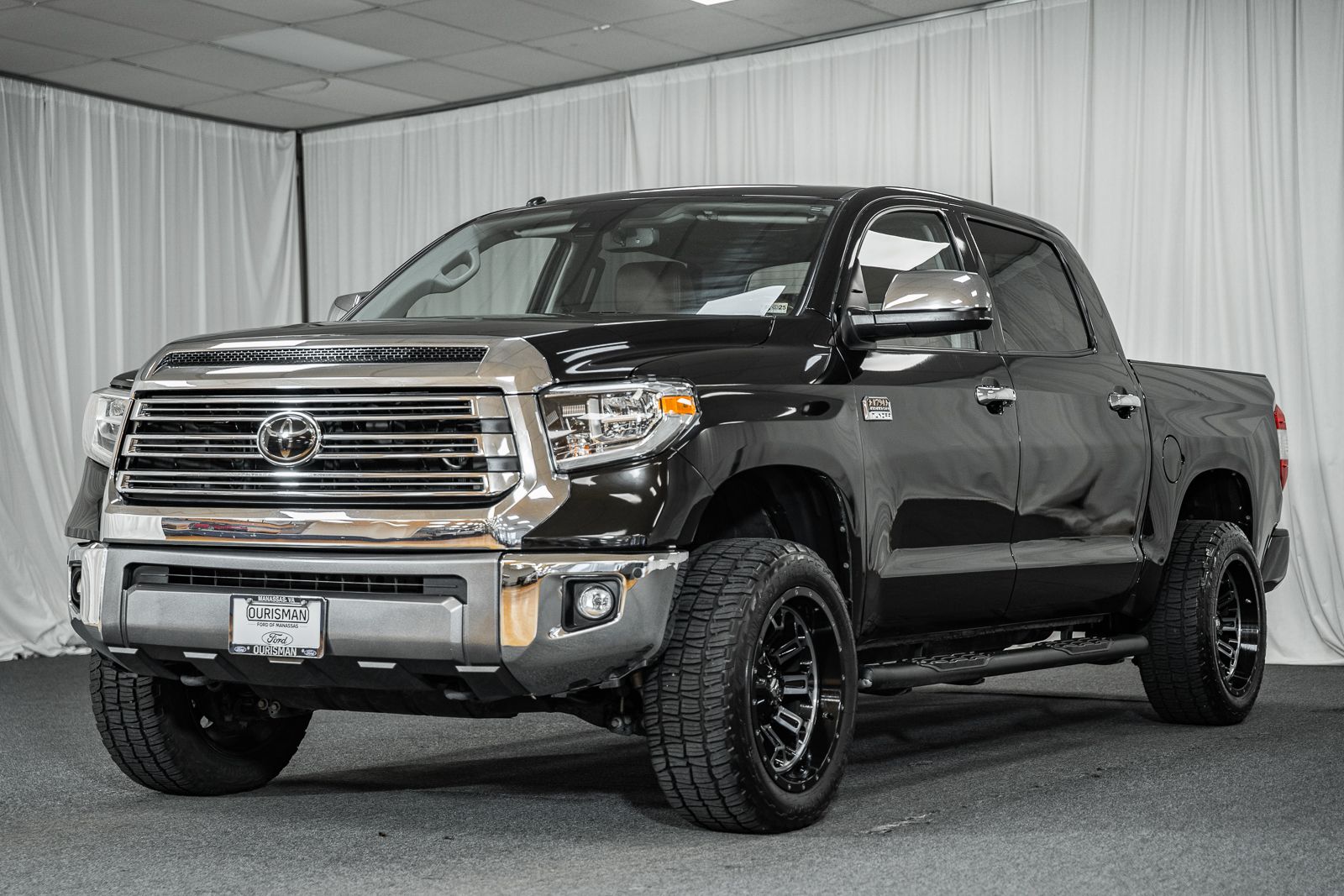 2019 Toyota Tundra Platinum Grade photo 3