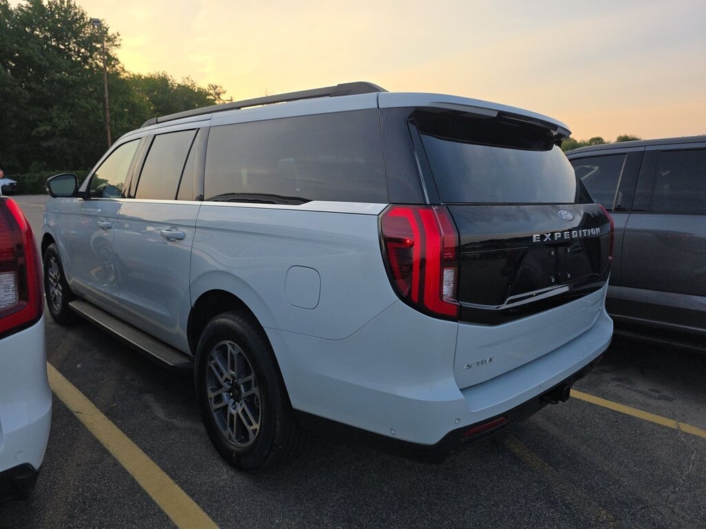 Used 2025 Ford Expedition Max Active SUV