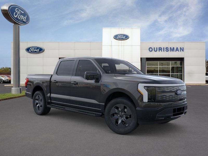 2025 Ford F-150 Lightning Lariat's photo