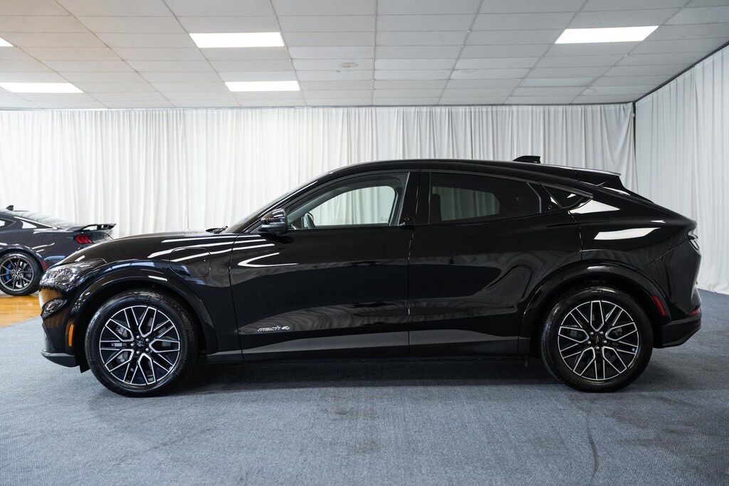 Certified 2025 Ford Mustang Mach-E Premium SUV