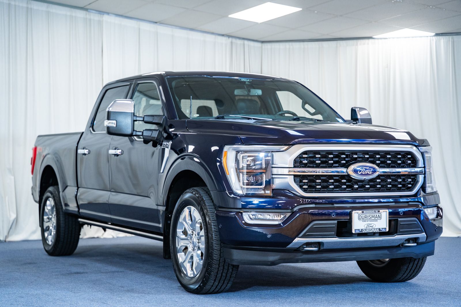 2022 Ford F-150 Platinum's photo