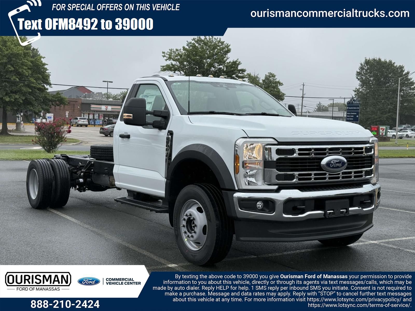 2025 Ford F-600 Super Duty Chassis Cab XL's photo