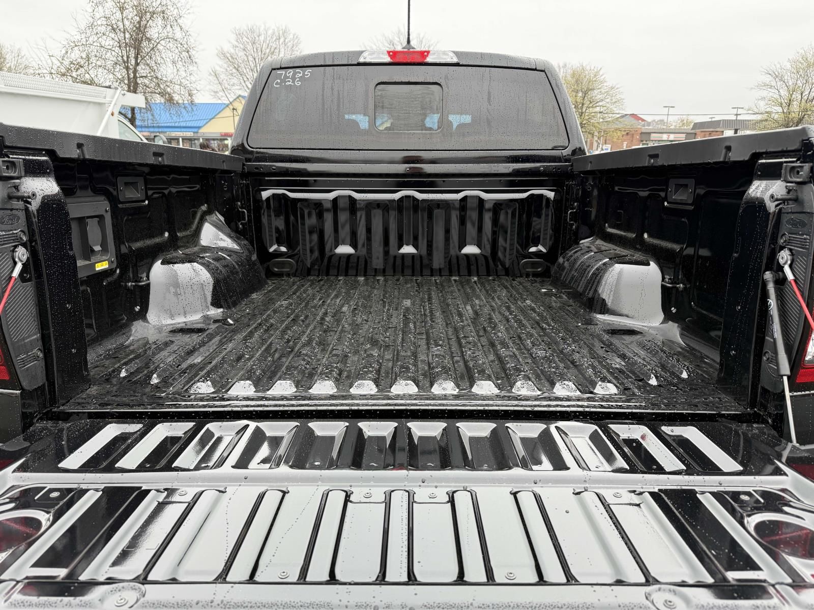 2025 Ford Ranger XLT - Photo 11