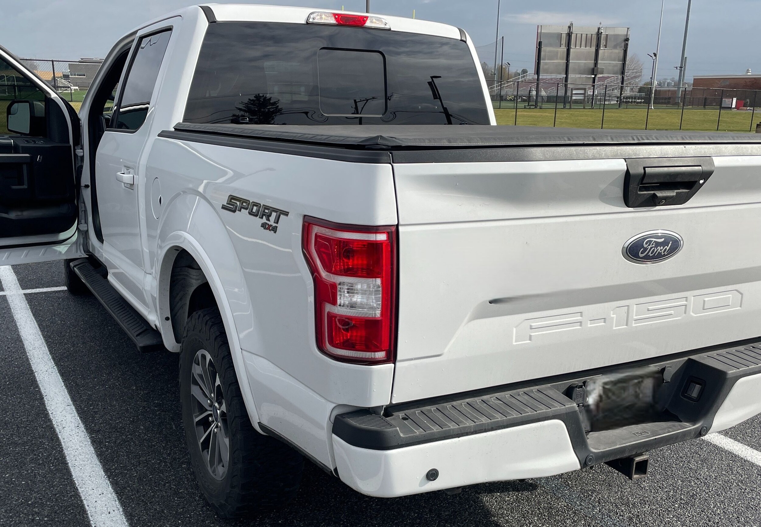 2019 Ford F-150 XLT photo 3