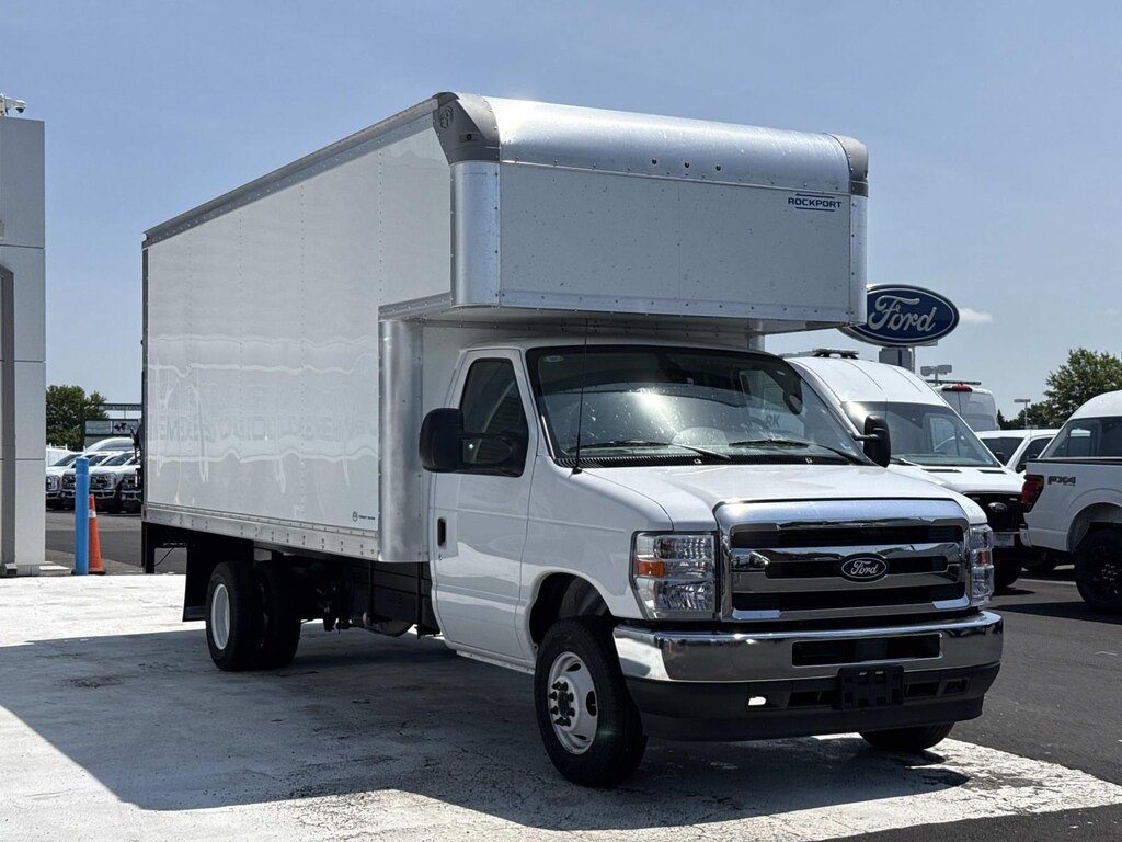 New 2027 Ford E-450 Cutaway Base Cab/Chassis