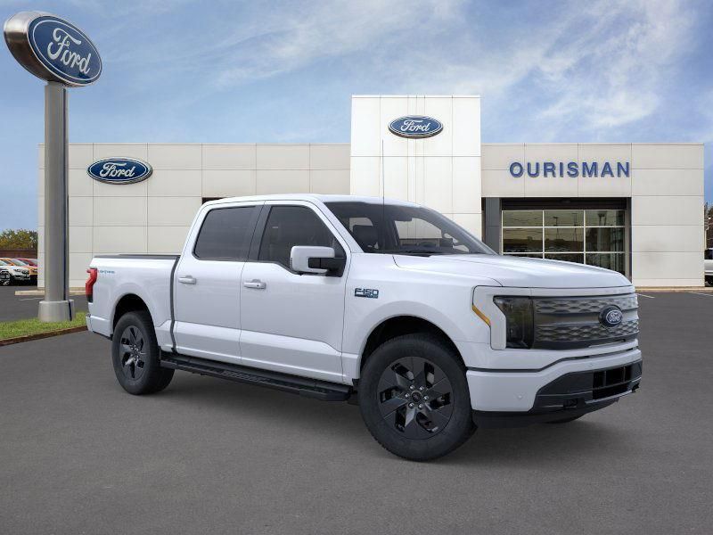 2025 Ford F-150 Lightning Lariat's photo