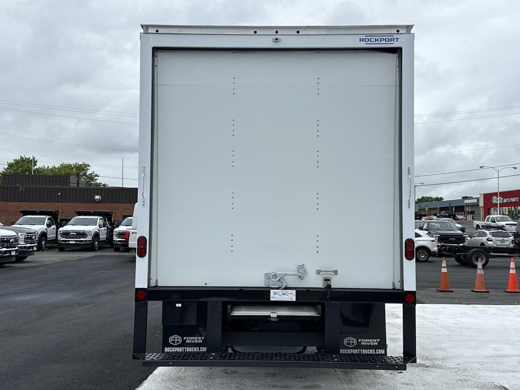 New 2027 Ford E-450 Cutaway Base Cab/Chassis
