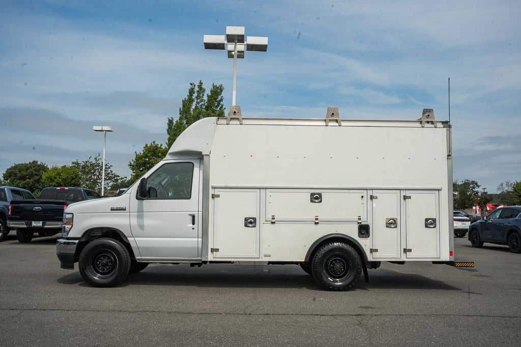 Used 2021 Ford E-350 Cutaway Base Cab/Chassis