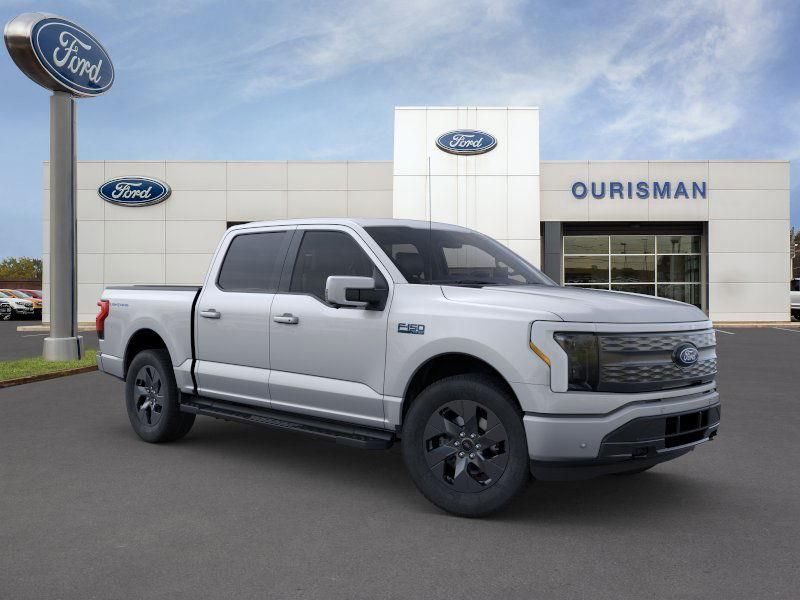 2025 Ford F-150 Lightning Lariat's photo