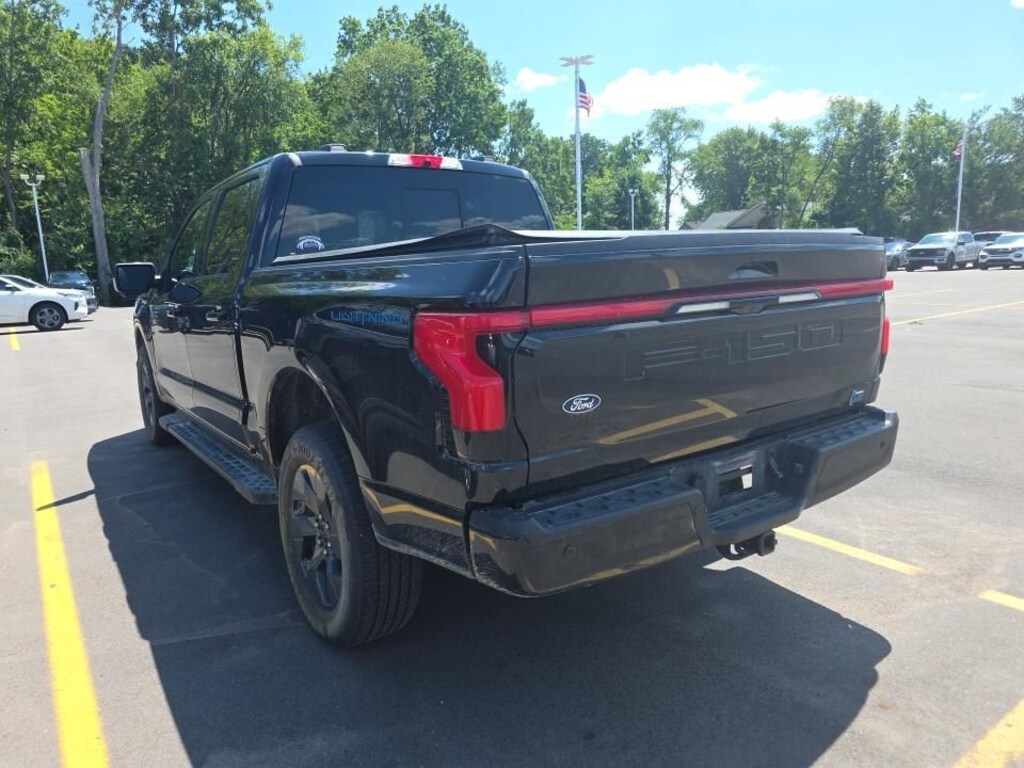 Used 2024 Ford F-150 Lightning Lariat Truck