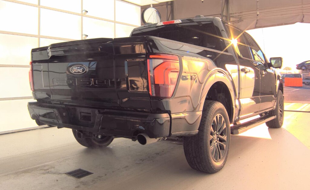 Used 2025 Ford F-150 Lariat Truck