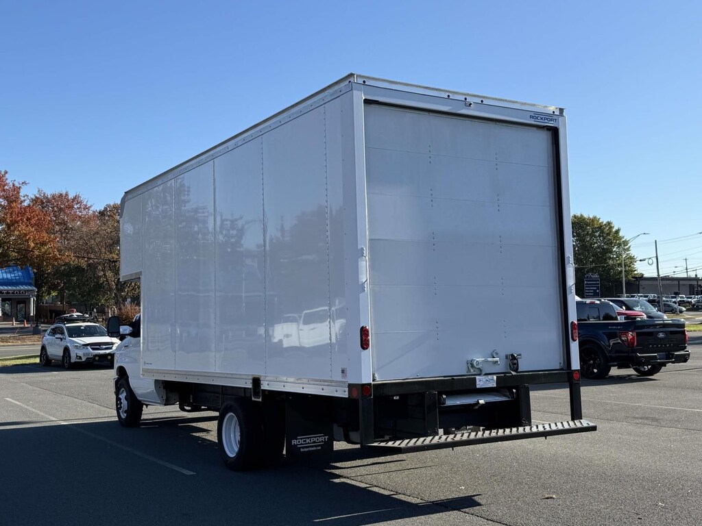 New 2026 Ford E-450 Cutaway Base Cab/Chassis