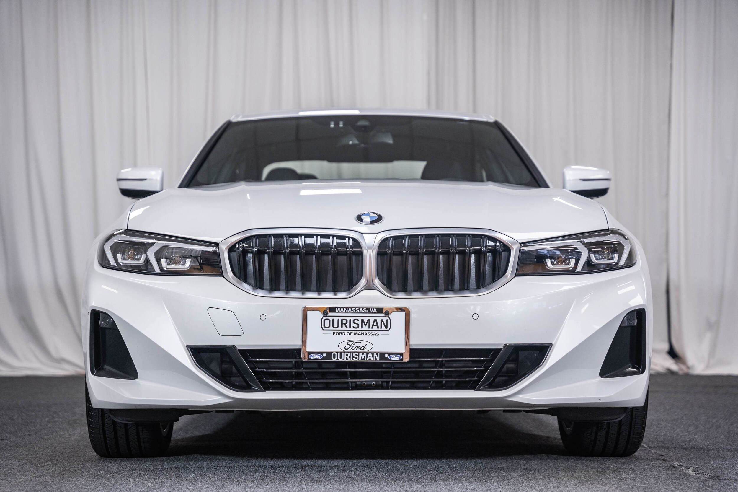 2024 Bmw 330i xDrive Sedan photo 2
