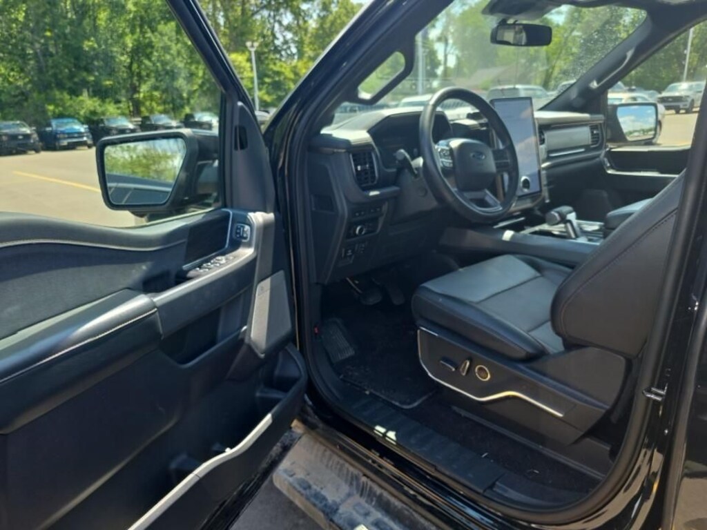 Used 2024 Ford F-150 Lightning Lariat Truck