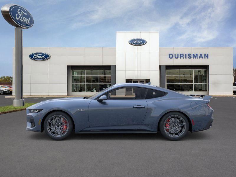 2025 Ford Mustang GT photo 4