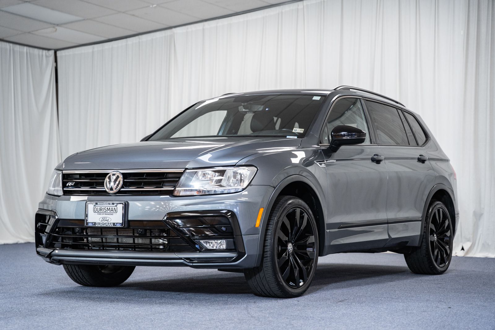 2021 Volkswagen Tiguan SE R-Line Black photo 2