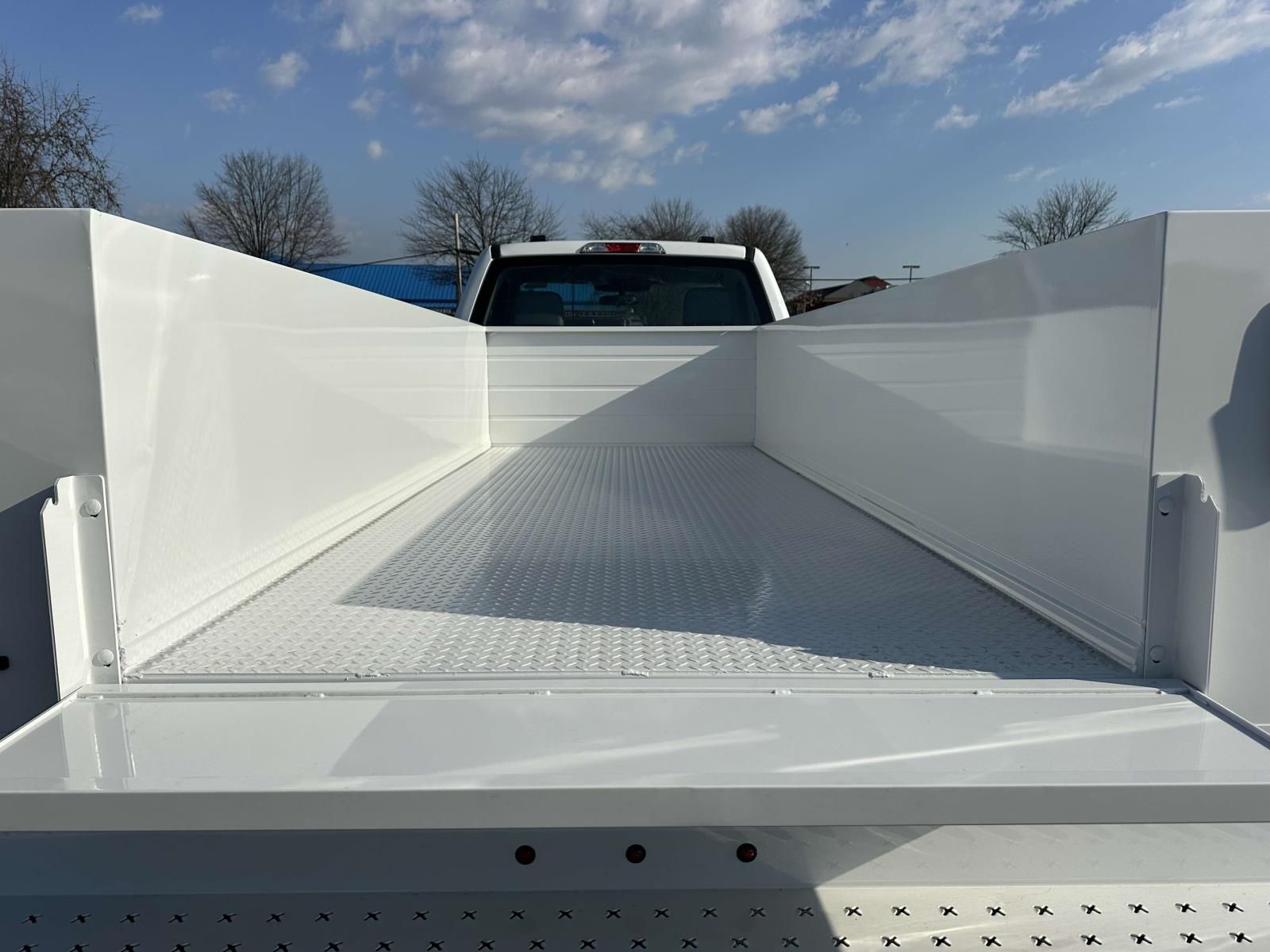 2024 Ford F-350 Super Duty Chassis Cab XL - Photo 11