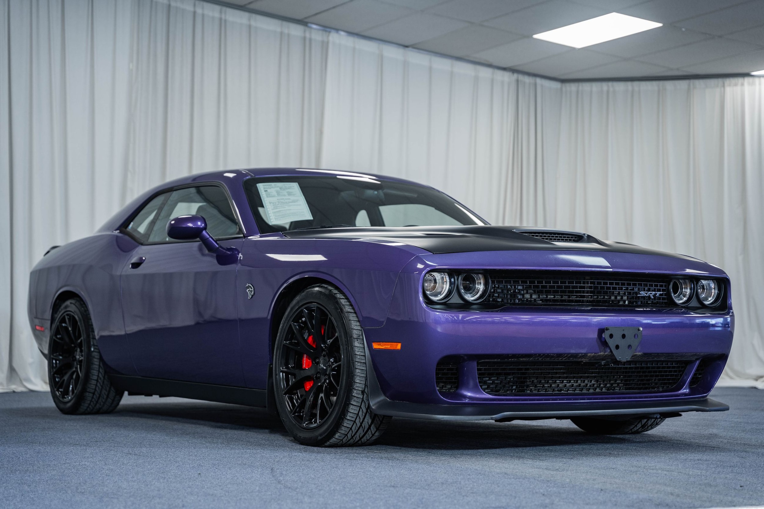 2016 Dodge Challenger SRT