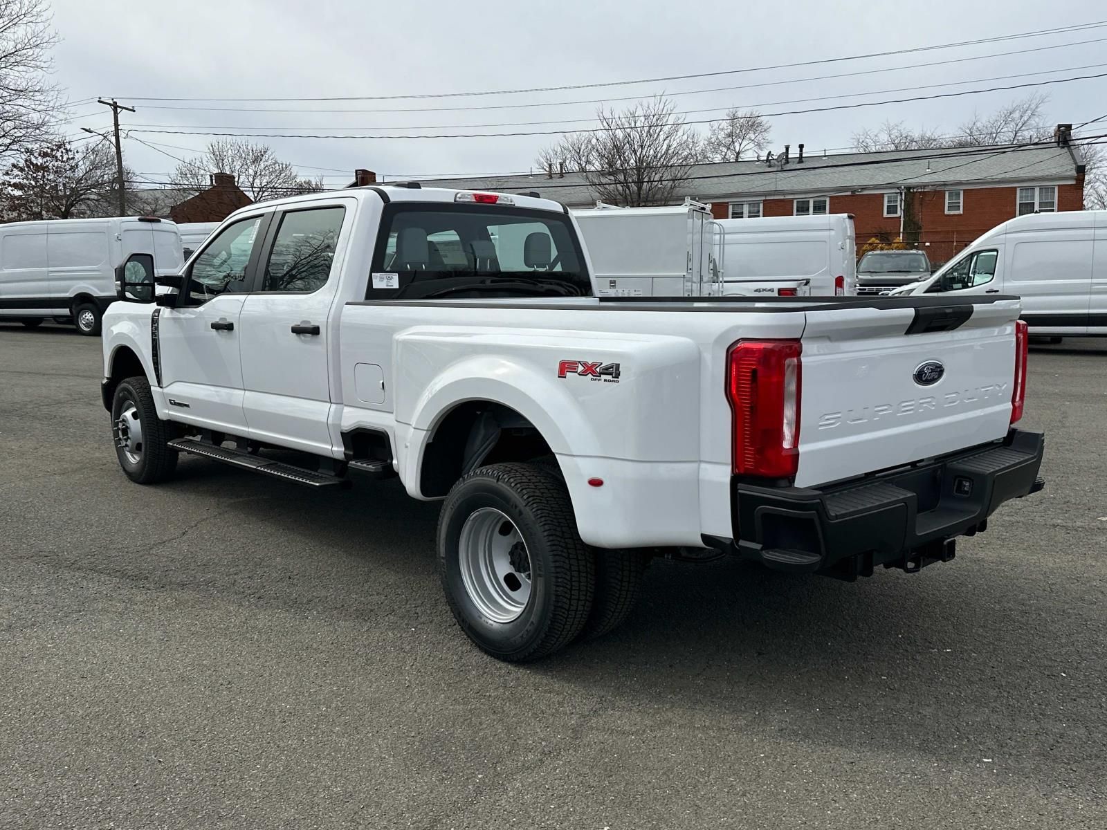 2025 Ford F-350 XL photo 4