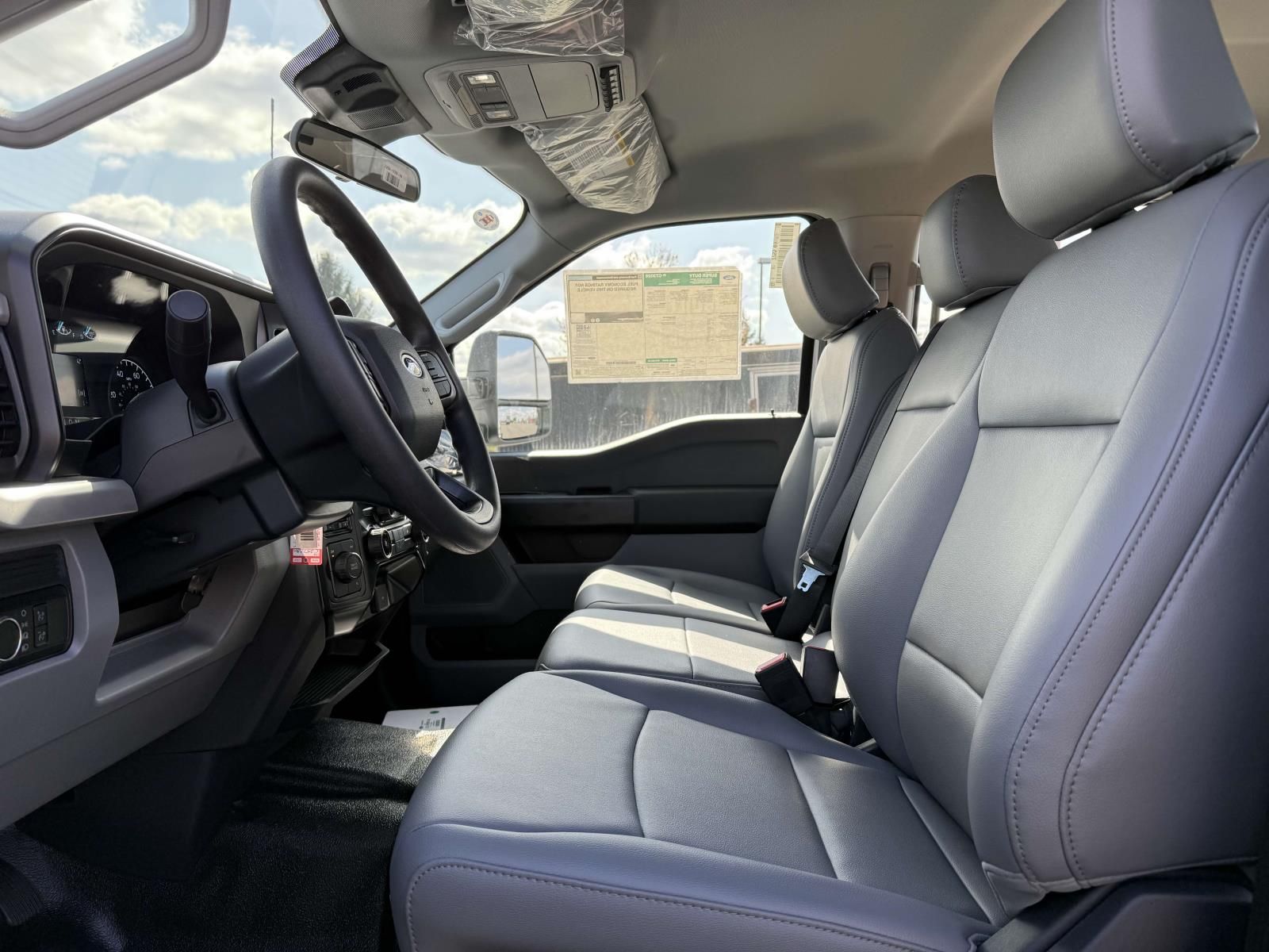 2025 Ford F-550 Super Duty Chassis Cab XL - Photo 9