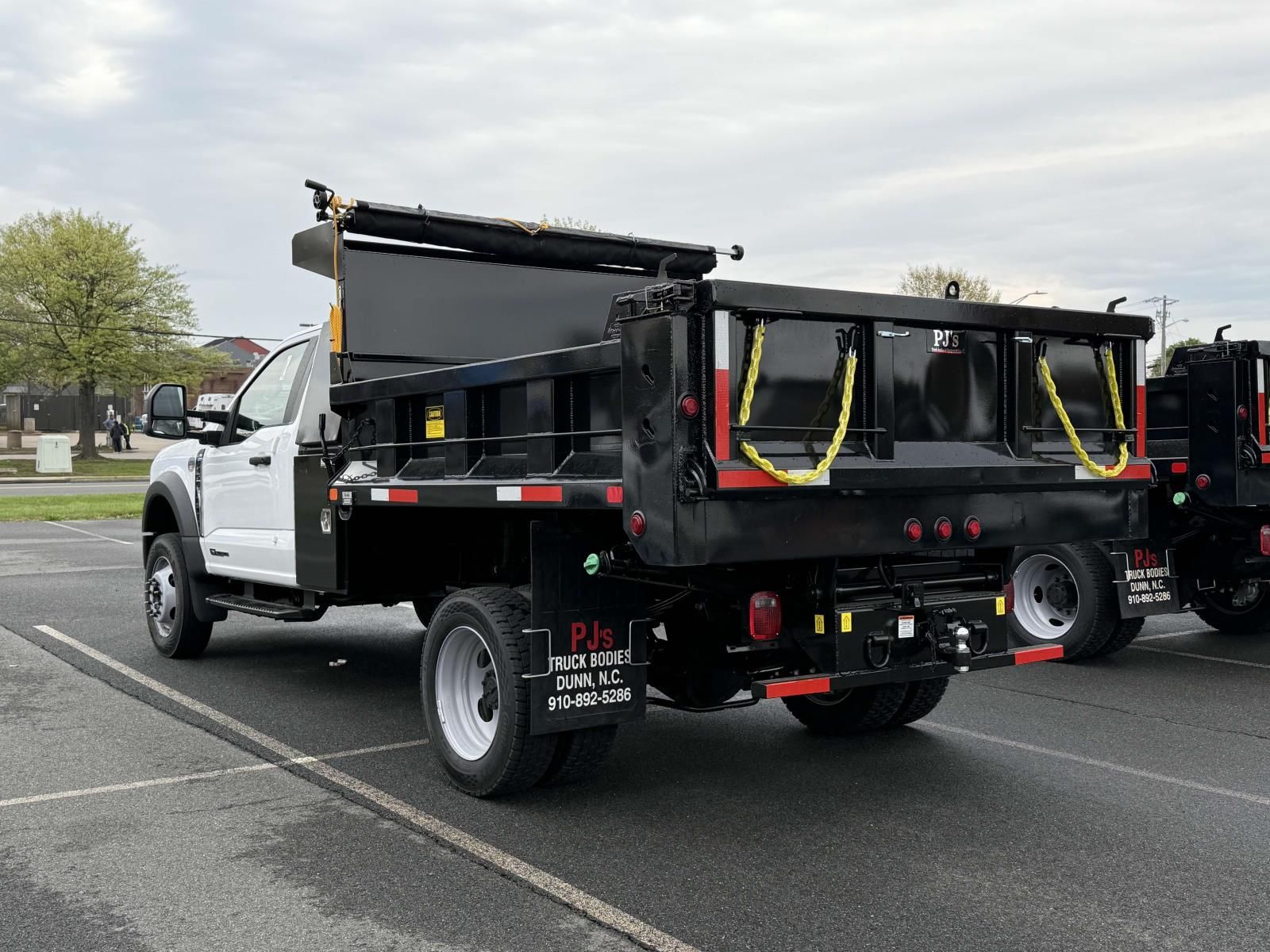 2025 Ford F-450 XL photo 4