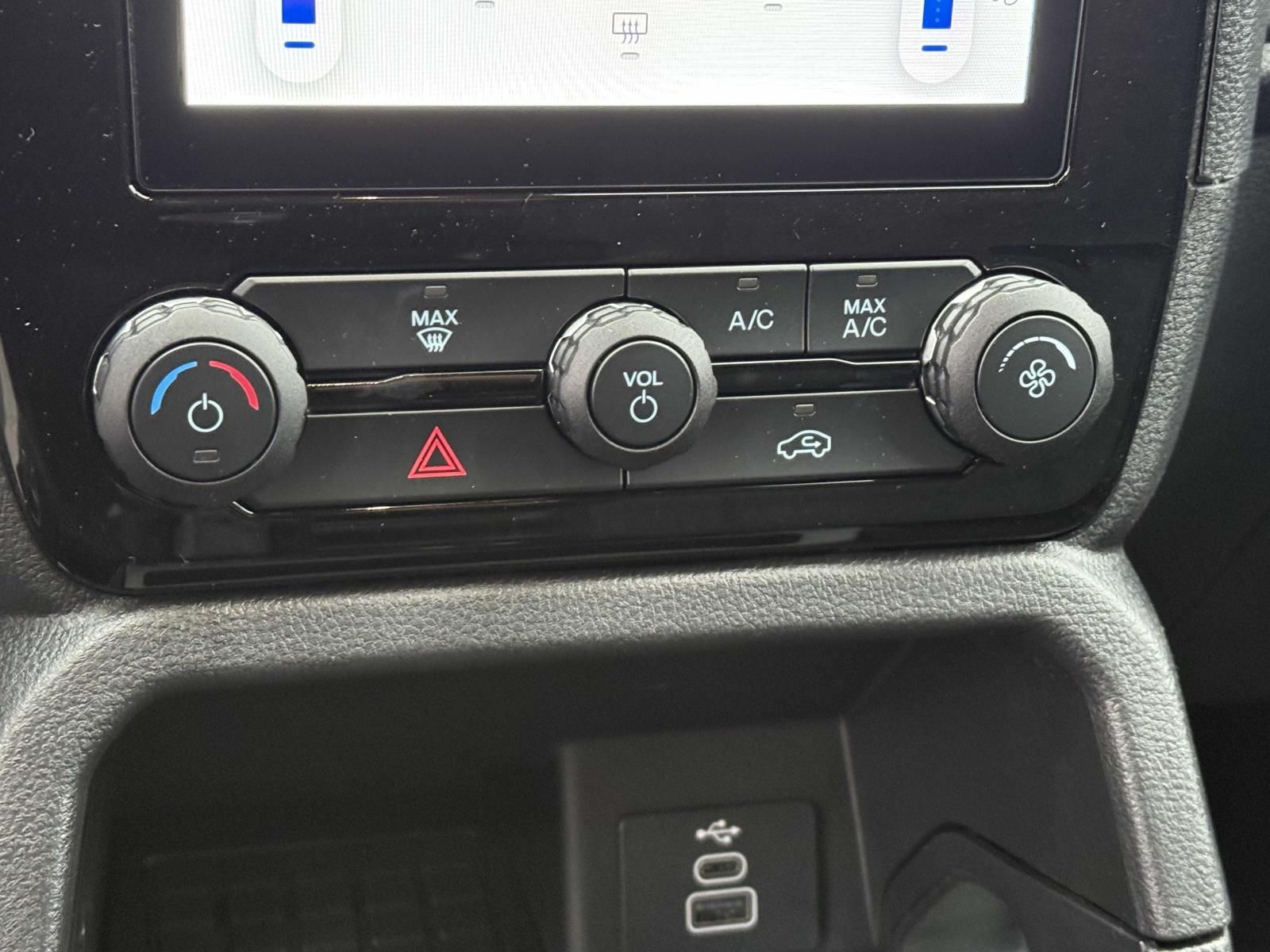 2025 Ford Ranger XLT - Photo 15