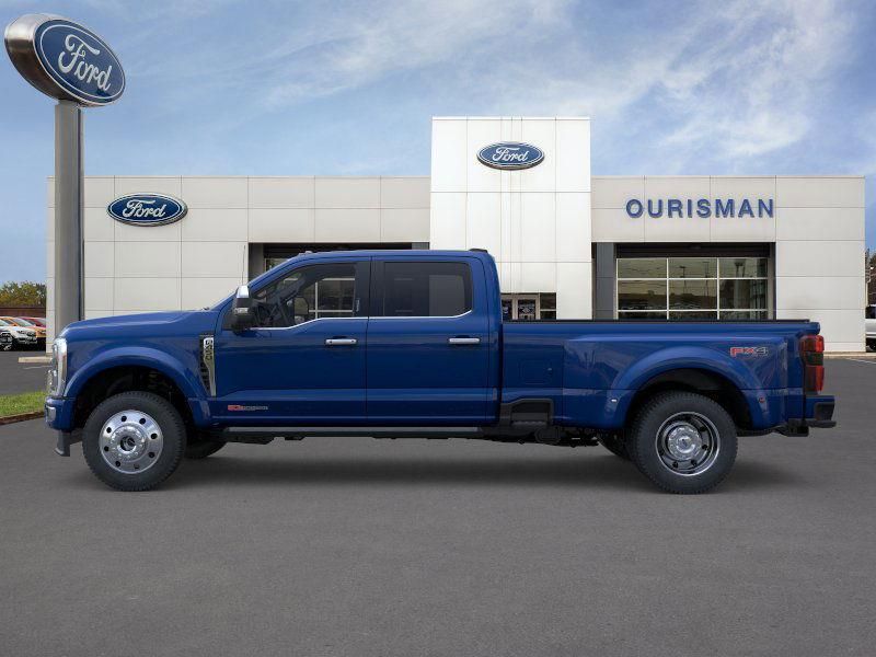 2026 Ford F-450 Platinum photo 4