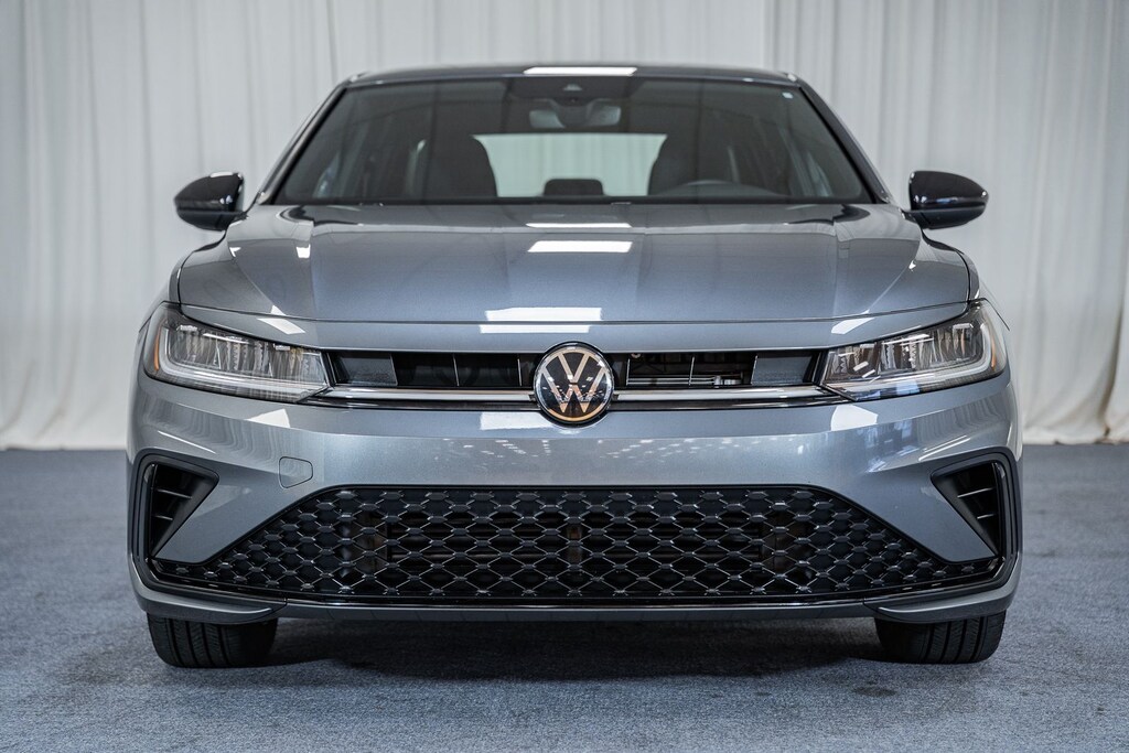 Certified 2025 Volkswagen Jetta 1.5T Sport Sedan