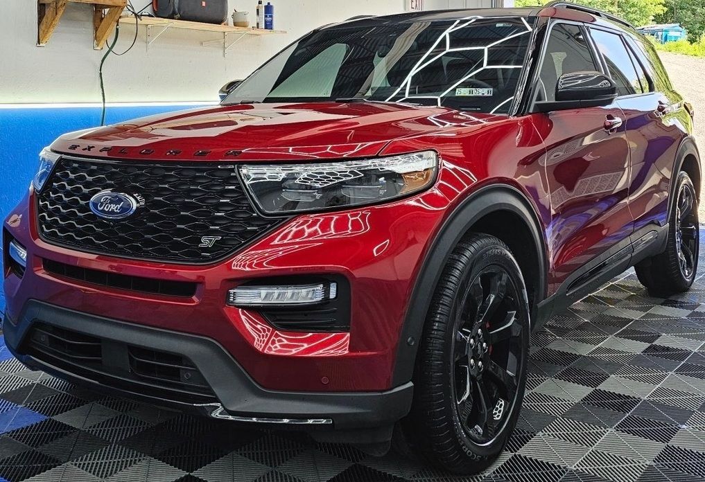 2021 Ford Explorer ST 4WD's photo