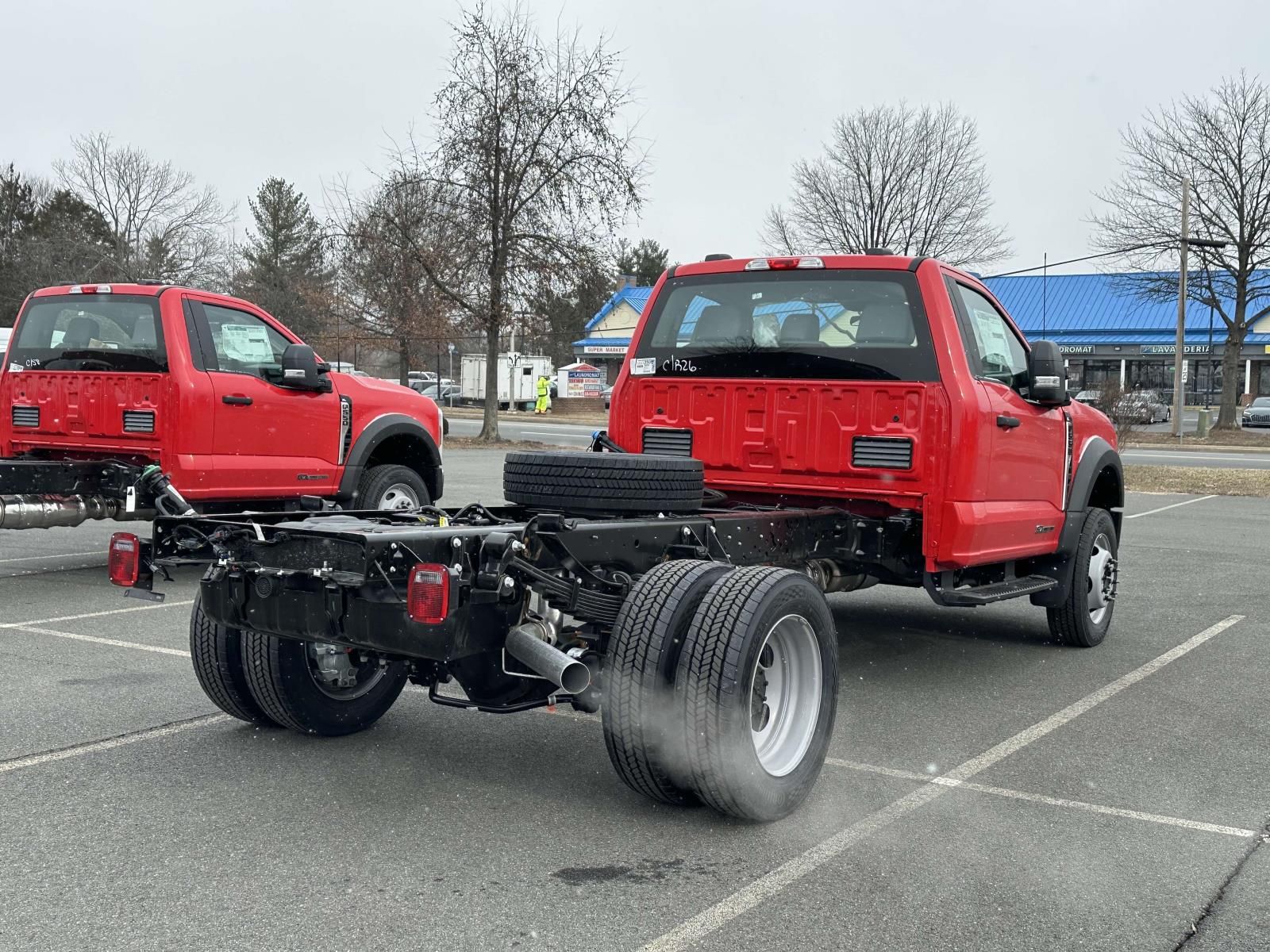 2025 Ford F-550 XL photo 2
