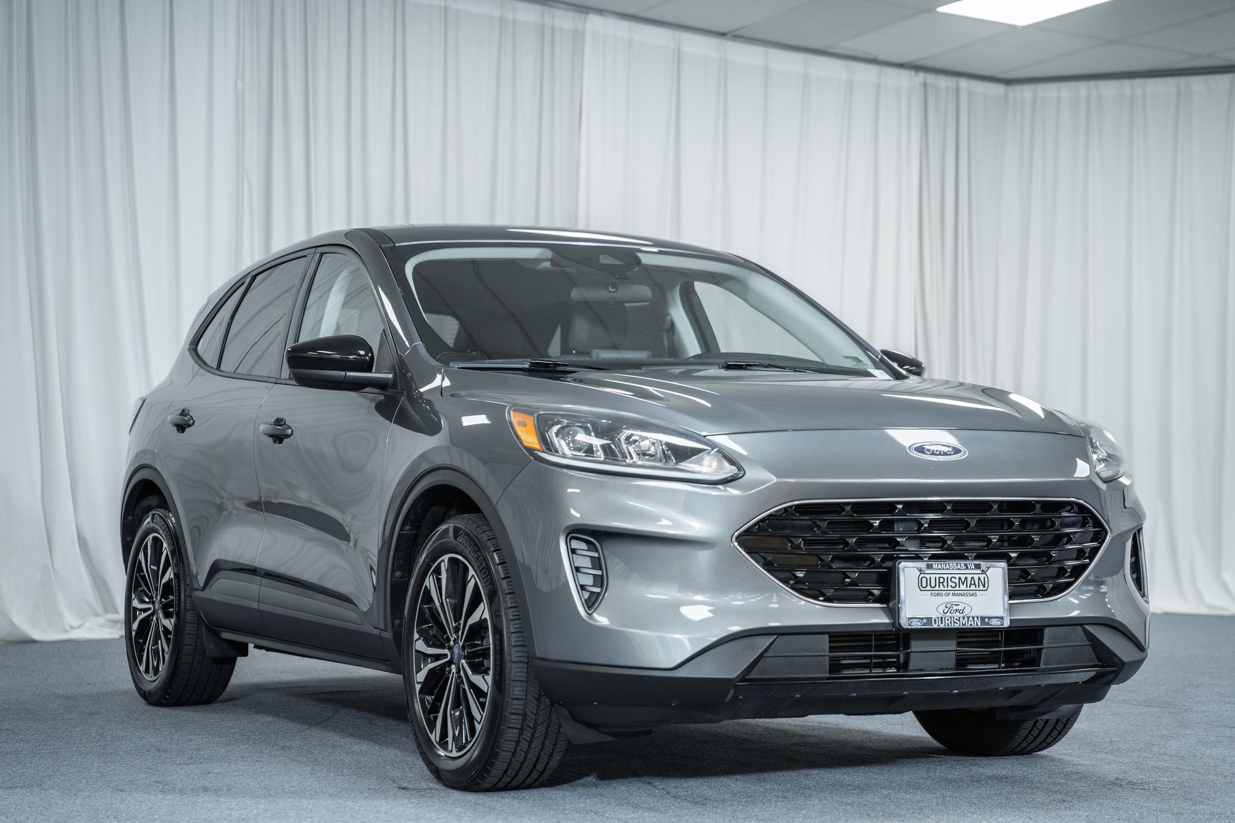2021 Ford Escape SE's photo