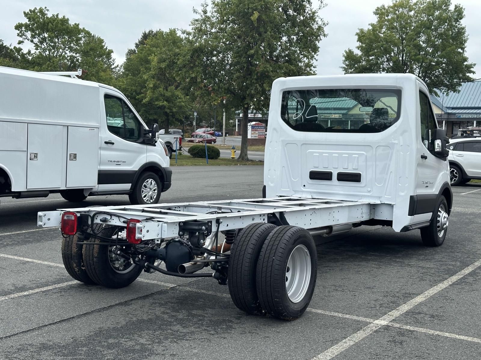 2024 Ford Transit photo 2