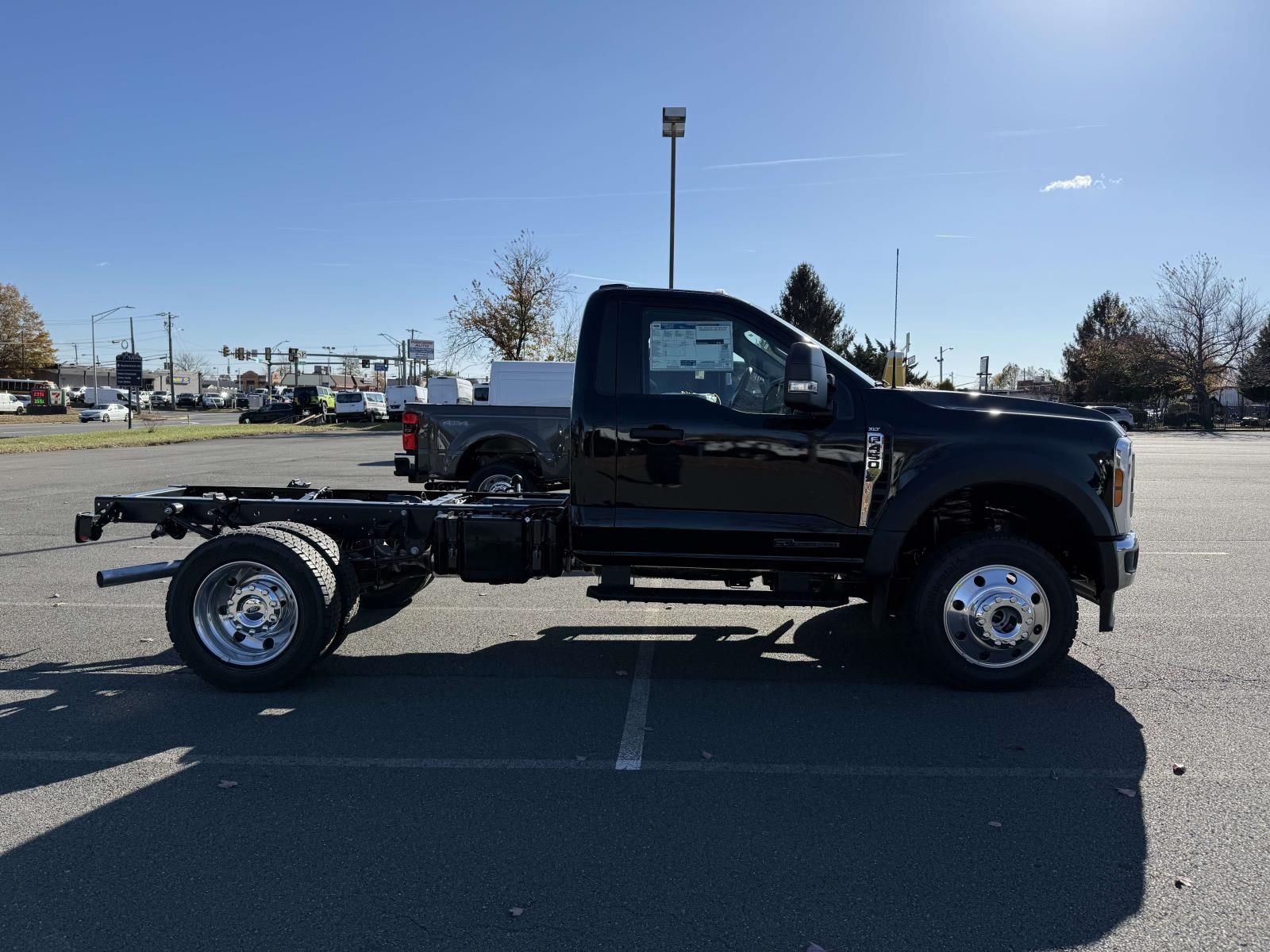 2026 Ford F-450 XLT photo 2