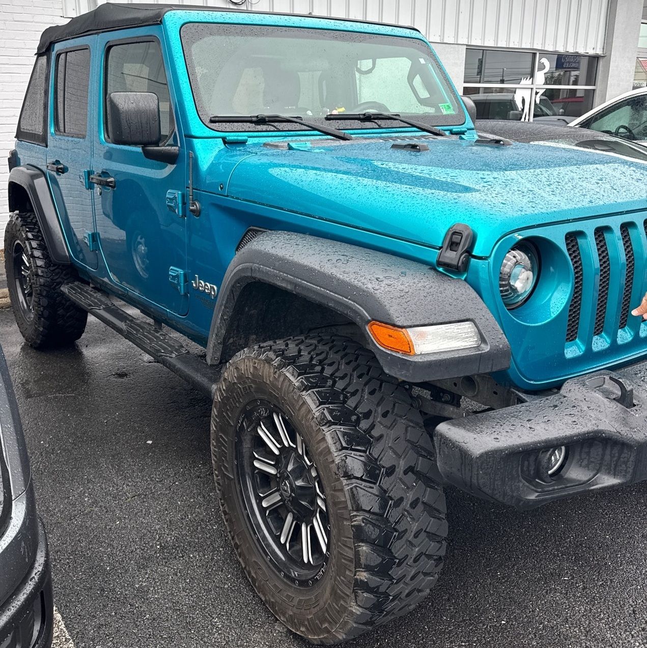 2020 Jeep Wrangler Sport S's photo