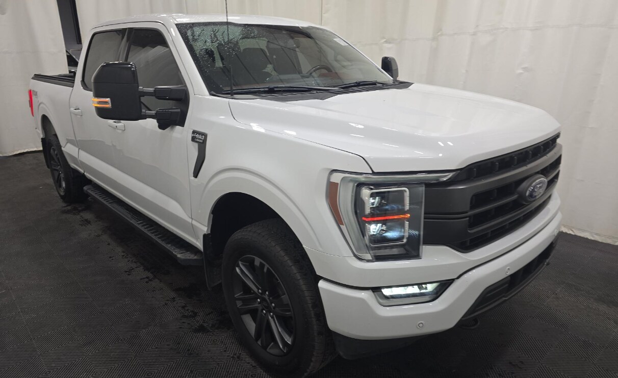 2023 Ford F-150 Lariat photo 2