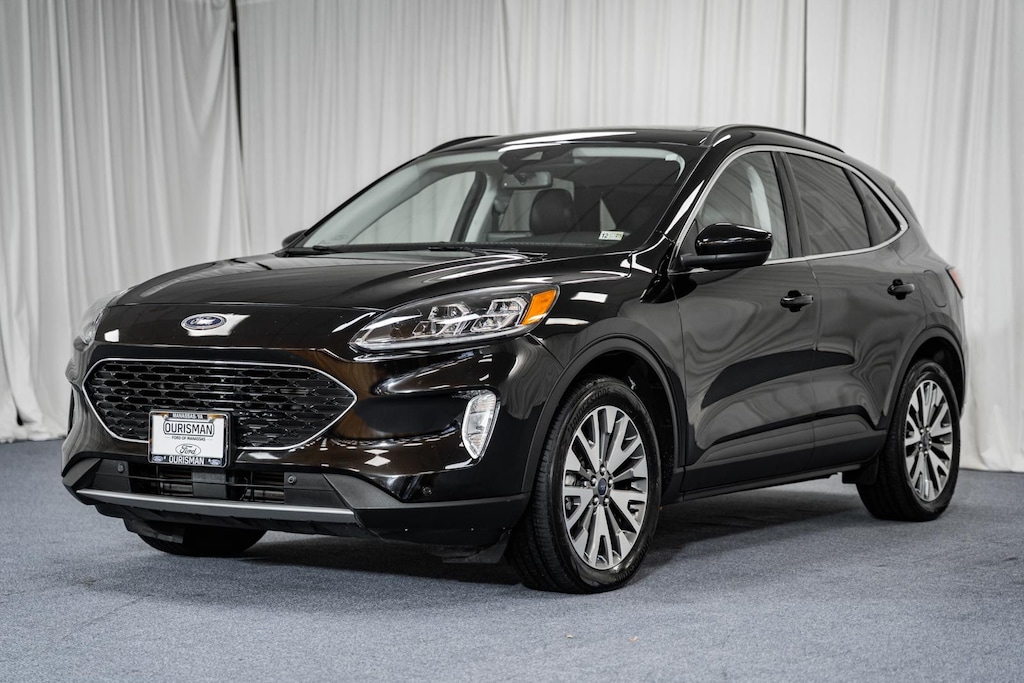 Used 2022 Ford Escape Titanium SUV