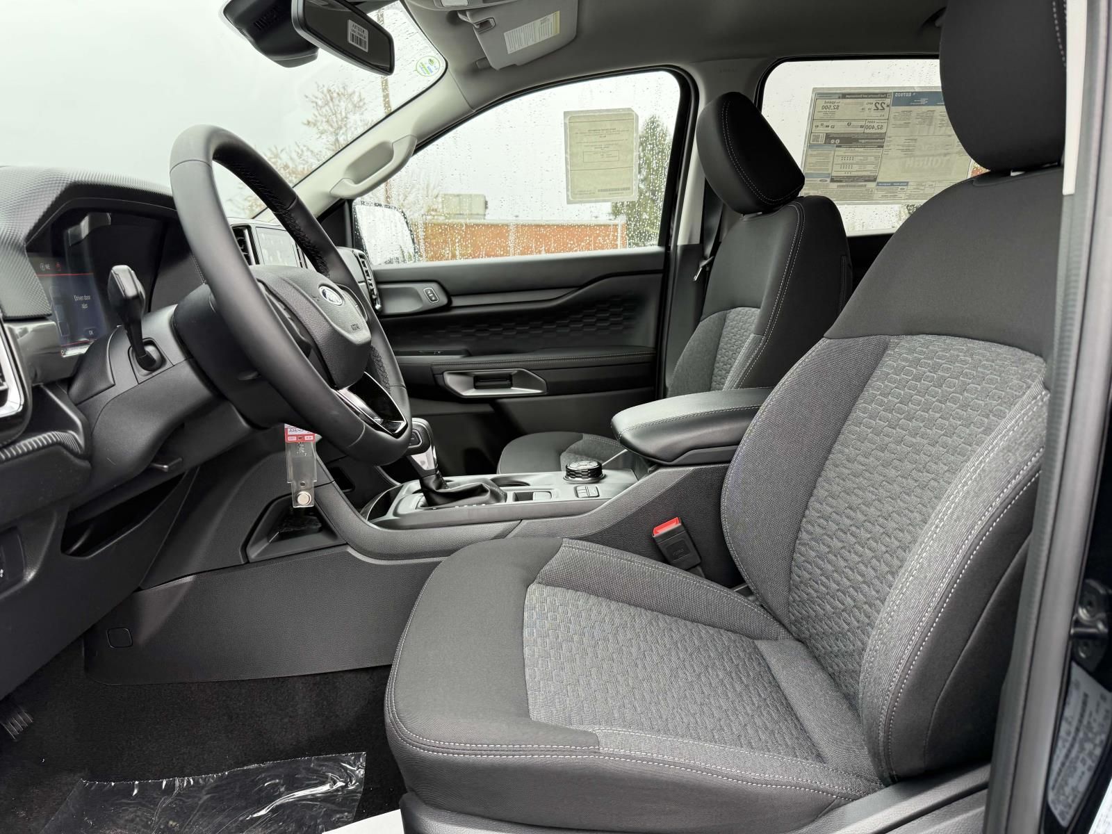 2025 Ford Ranger XLT - Photo 9