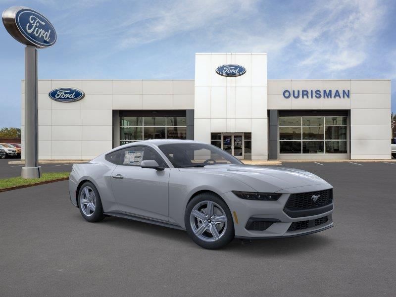 2026 Ford Mustang EcoBoost Fastback's photo