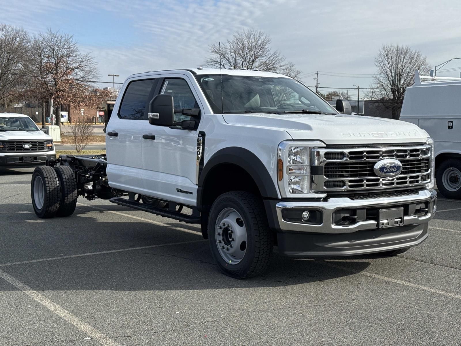 2026 Ford F-550 Super Duty Chassis Cab XL's photo