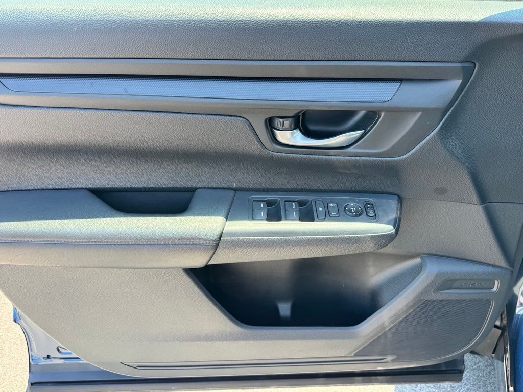 2024 Honda CR-V LX - Photo 21