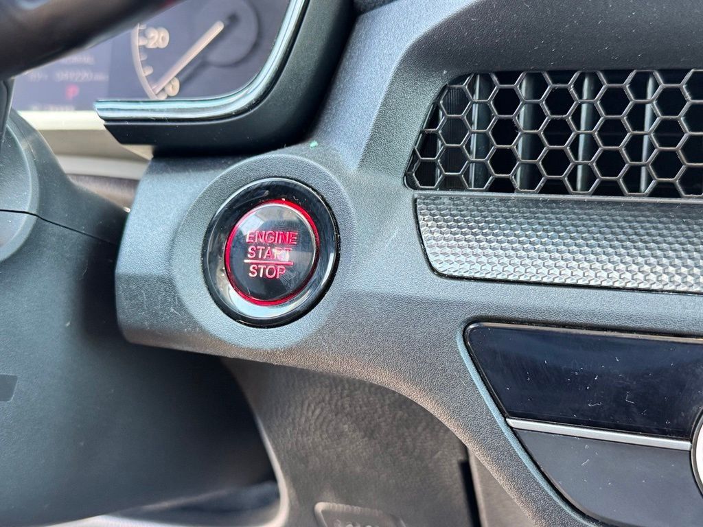 2024 Honda CR-V LX - Photo 17