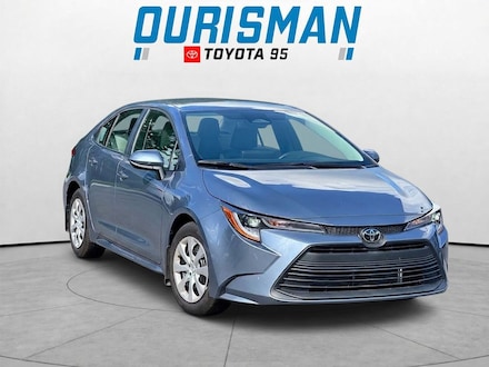 2025 Toyota Corolla LE Sedan